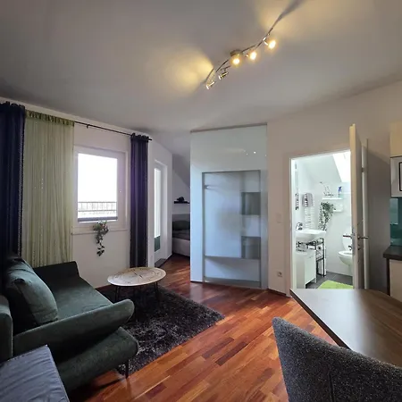 Apartman Traismauer 2 *